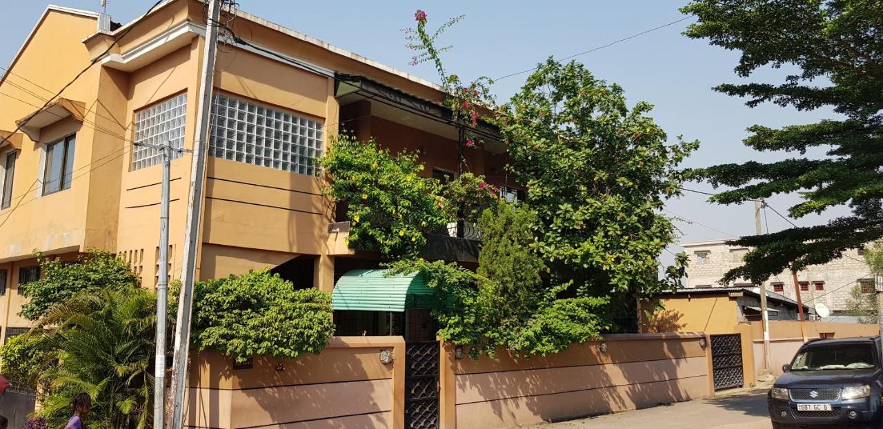 Appartements Chez Leo Brazzaville Exterior foto
